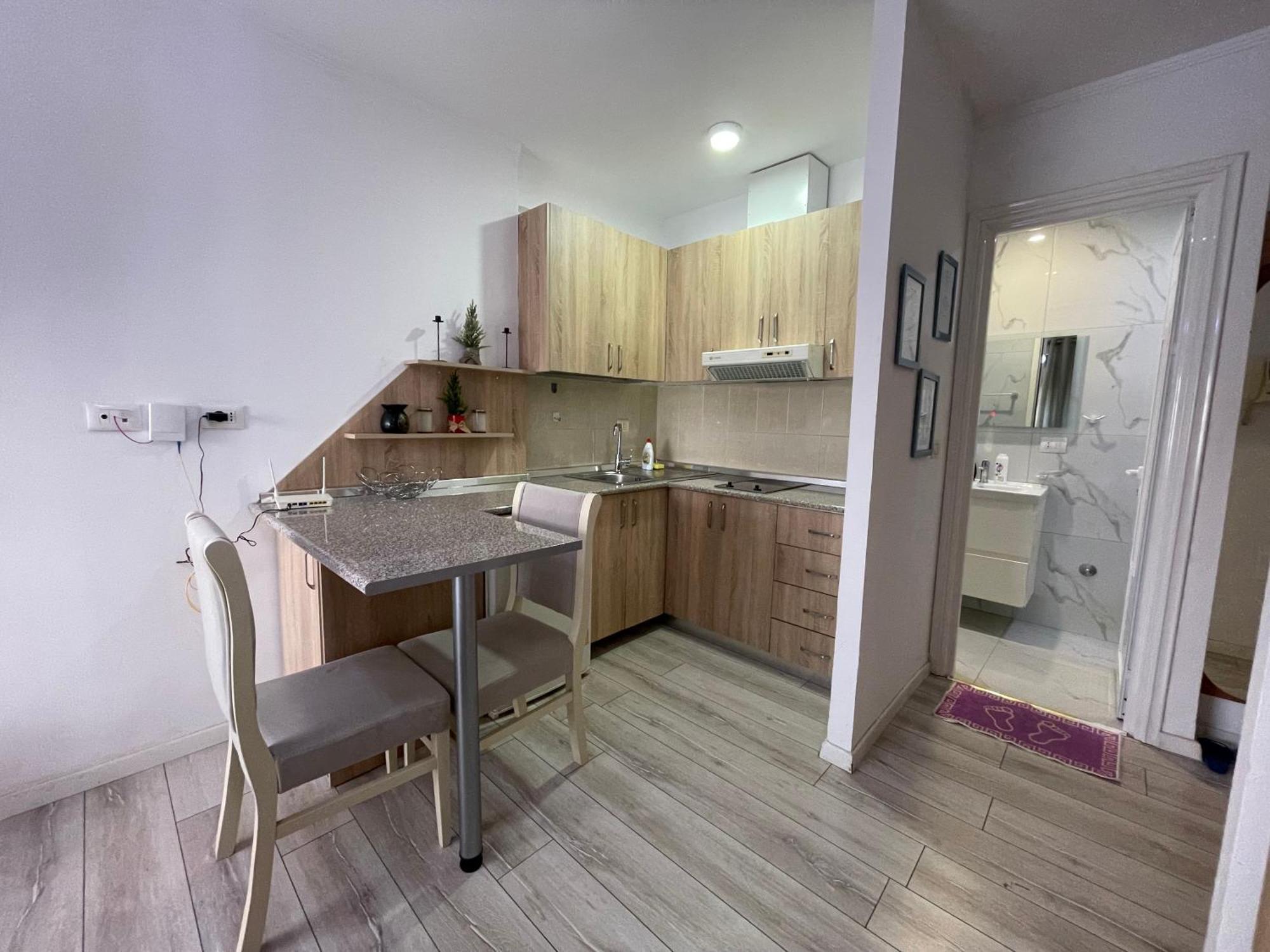 Downtown Modern Studio Apartment Tirana Extérieur photo