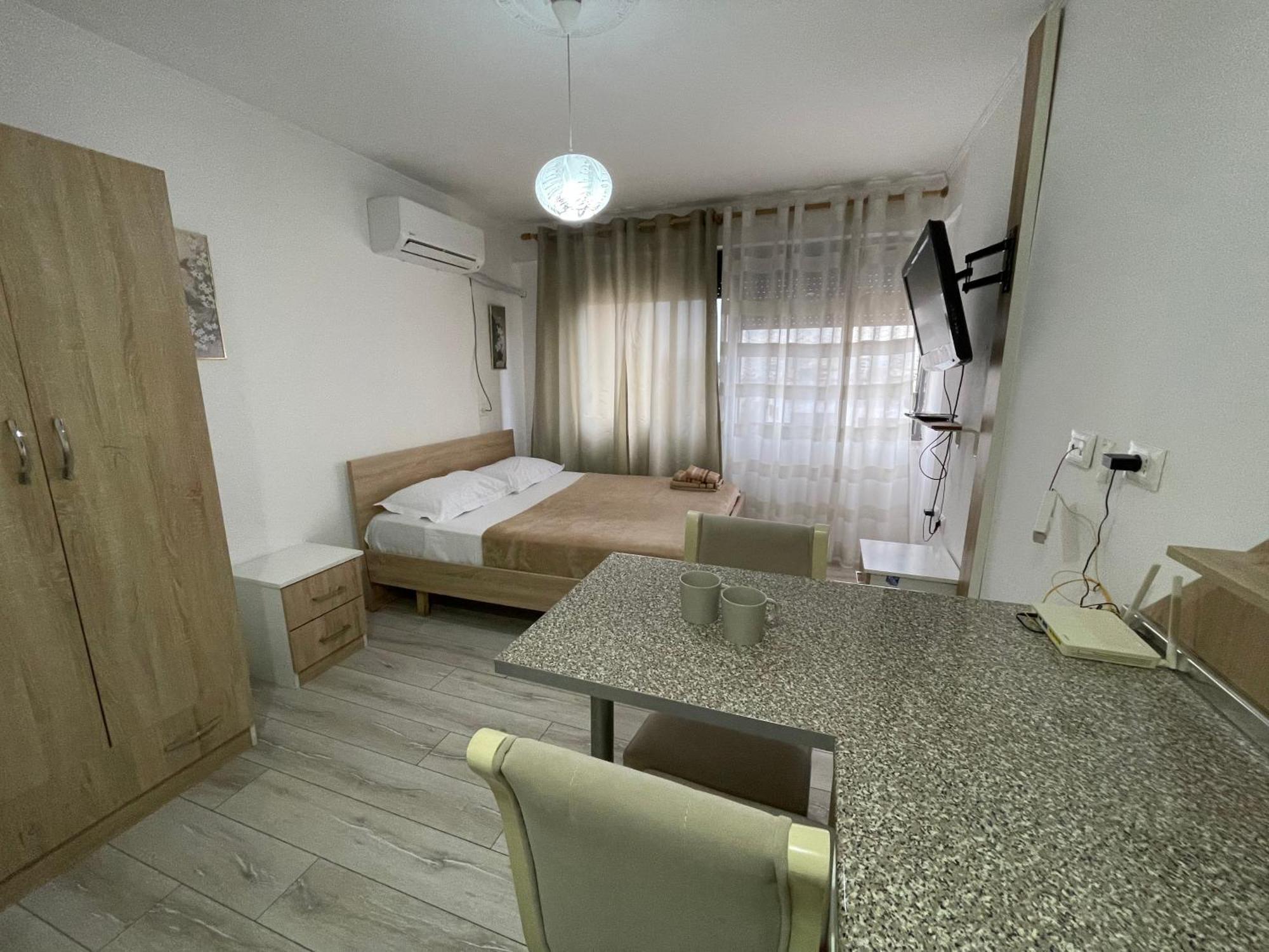 Downtown Modern Studio Apartment Tirana Extérieur photo